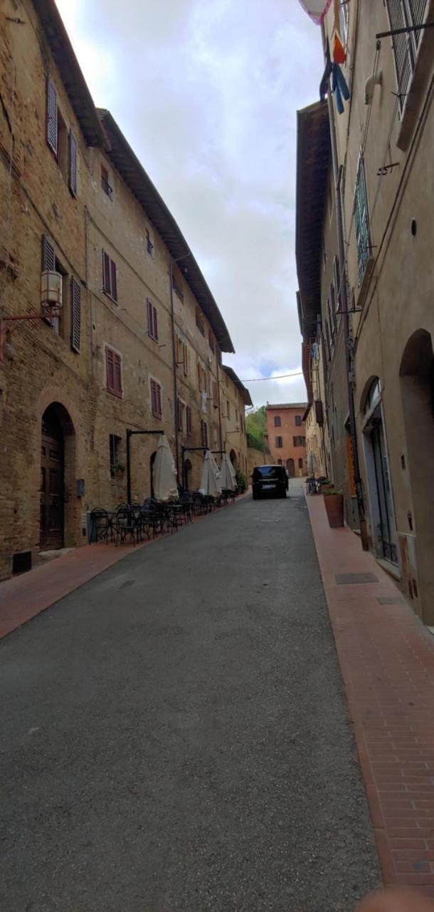 B&B Le Undici Lune San Gimignano Luaran gambar