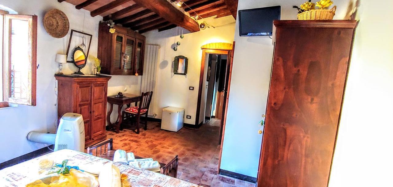 B&B Le Undici Lune San Gimignano Luaran gambar
